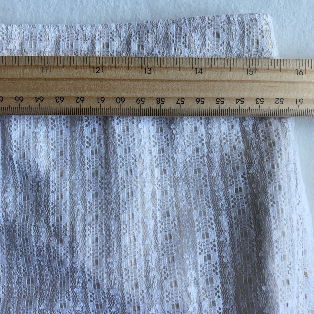 Hollister White Lace Mini Skirt Women’s M Y2K Aesthetic Boho Festival - Picture 11 of 11